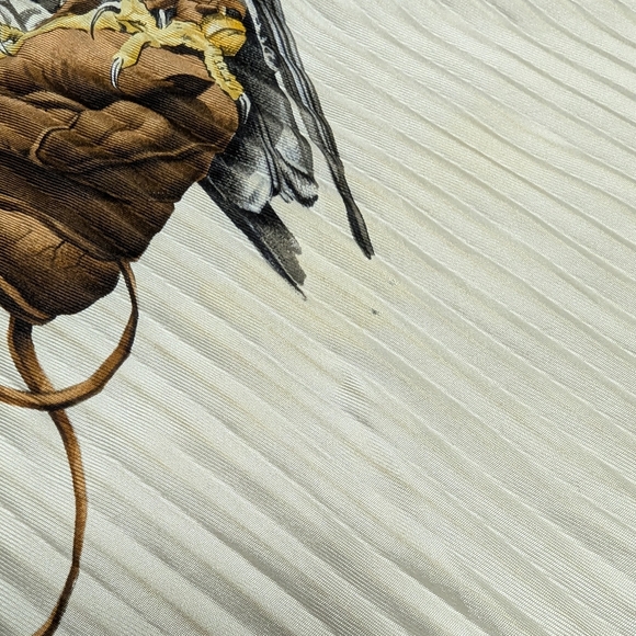 Hèrmes-Paris Henri De Linares Scarf - Picture 7 of 14